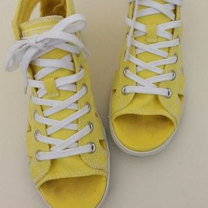 converse gladiator sandals yellow